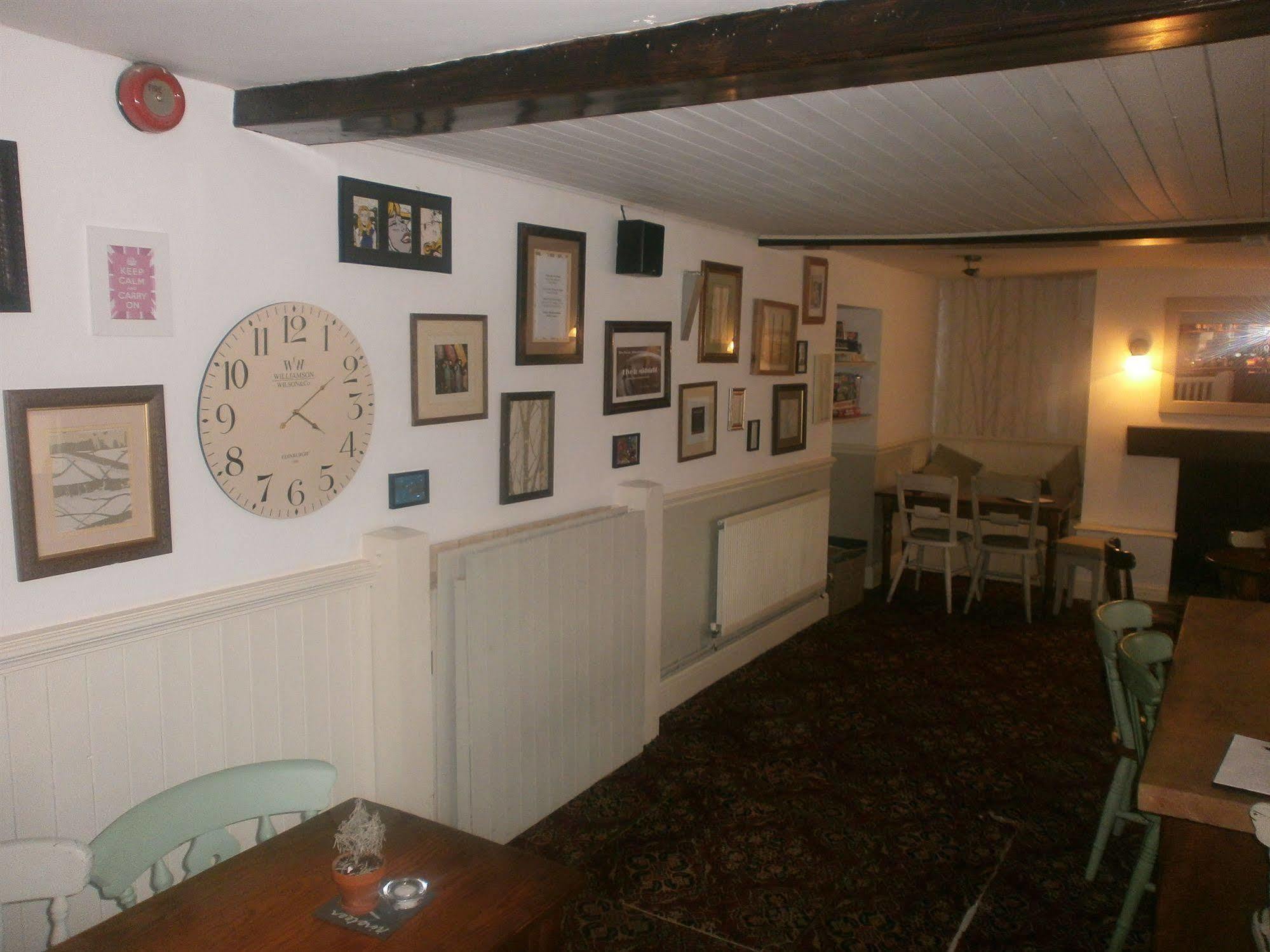 The Swan Hotel Almondsbury Bagian luar foto